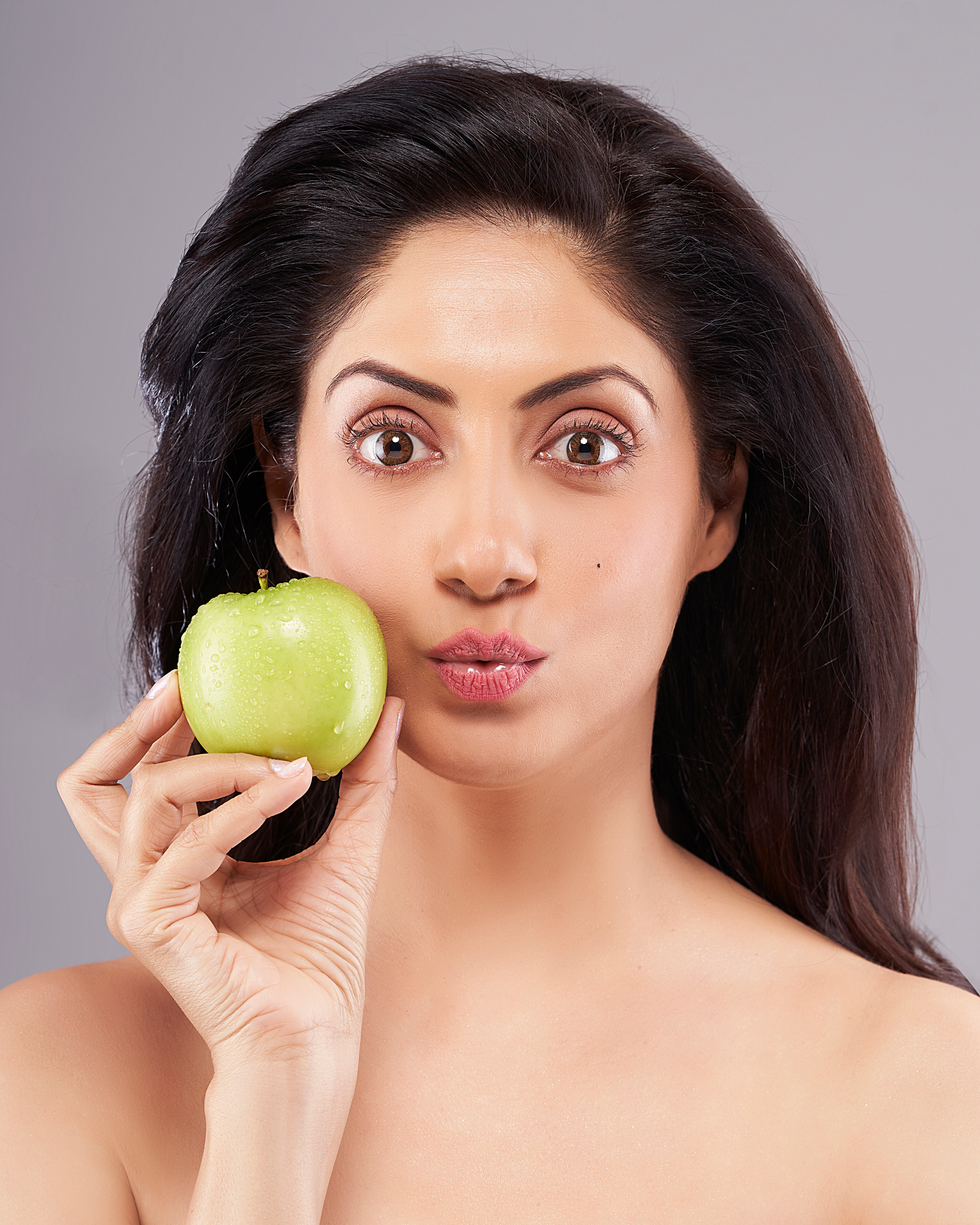Natural diet plan for skin pigmentation and dark spots